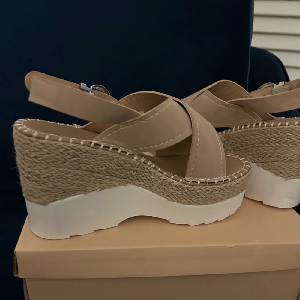 Brand new Yoki wedges